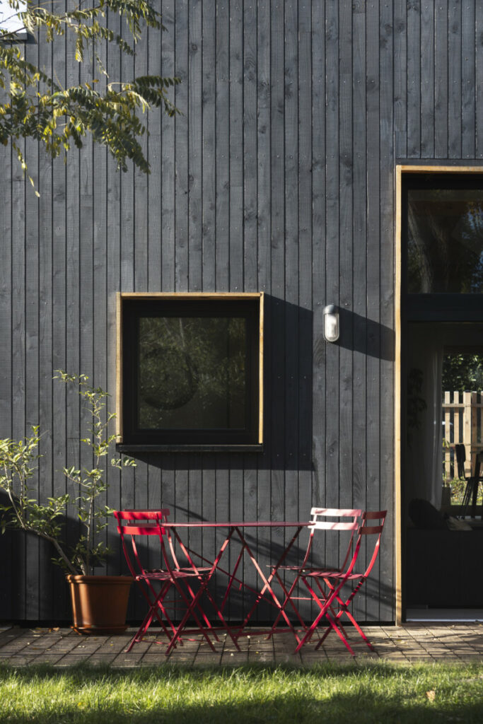 Maison passive à Vitry réalisée par l'agence Quinze Architecture Rennes ossature bois et matériaux boisourcés